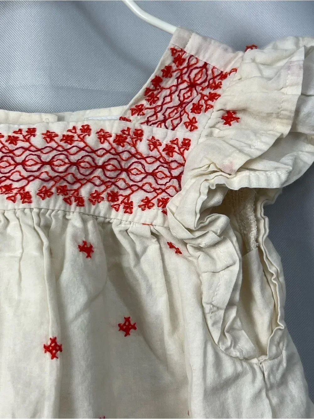 Old Navy ivory with red embroidery cotton flutter sleeve dress size 3-6 months